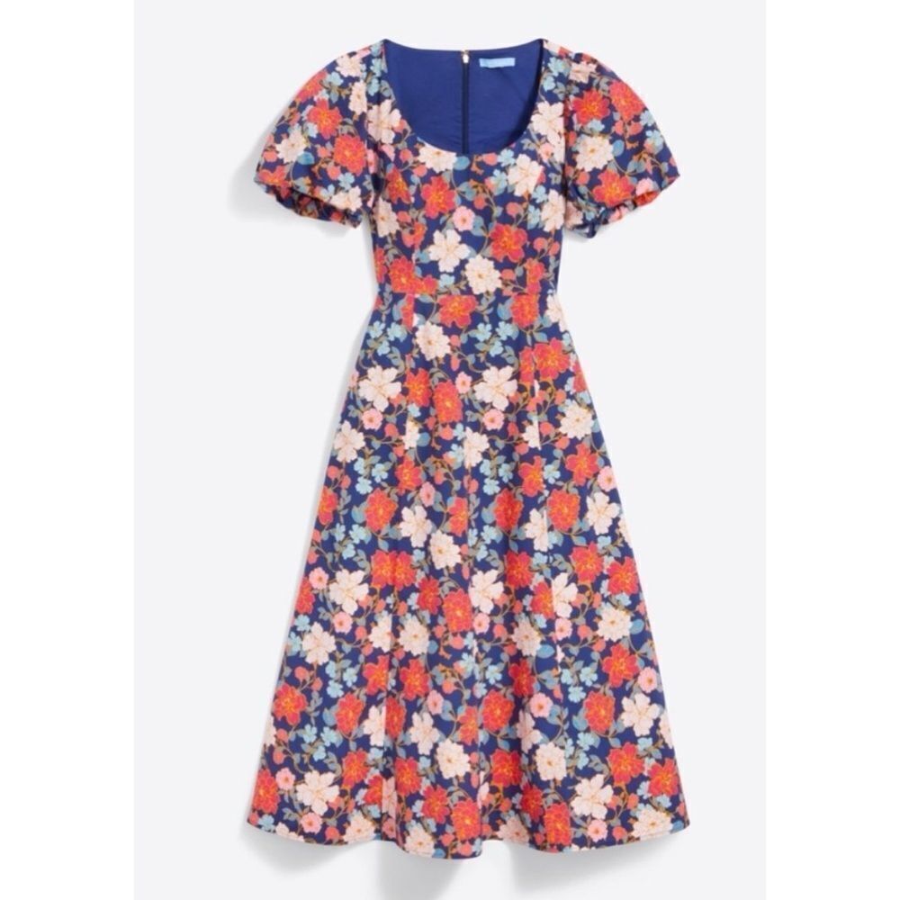 Draper James Julianne Midi
Dress in Blooming Peony Size 6 / NWOT